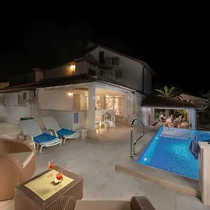 https://apartments-rafaj.in-istria.net