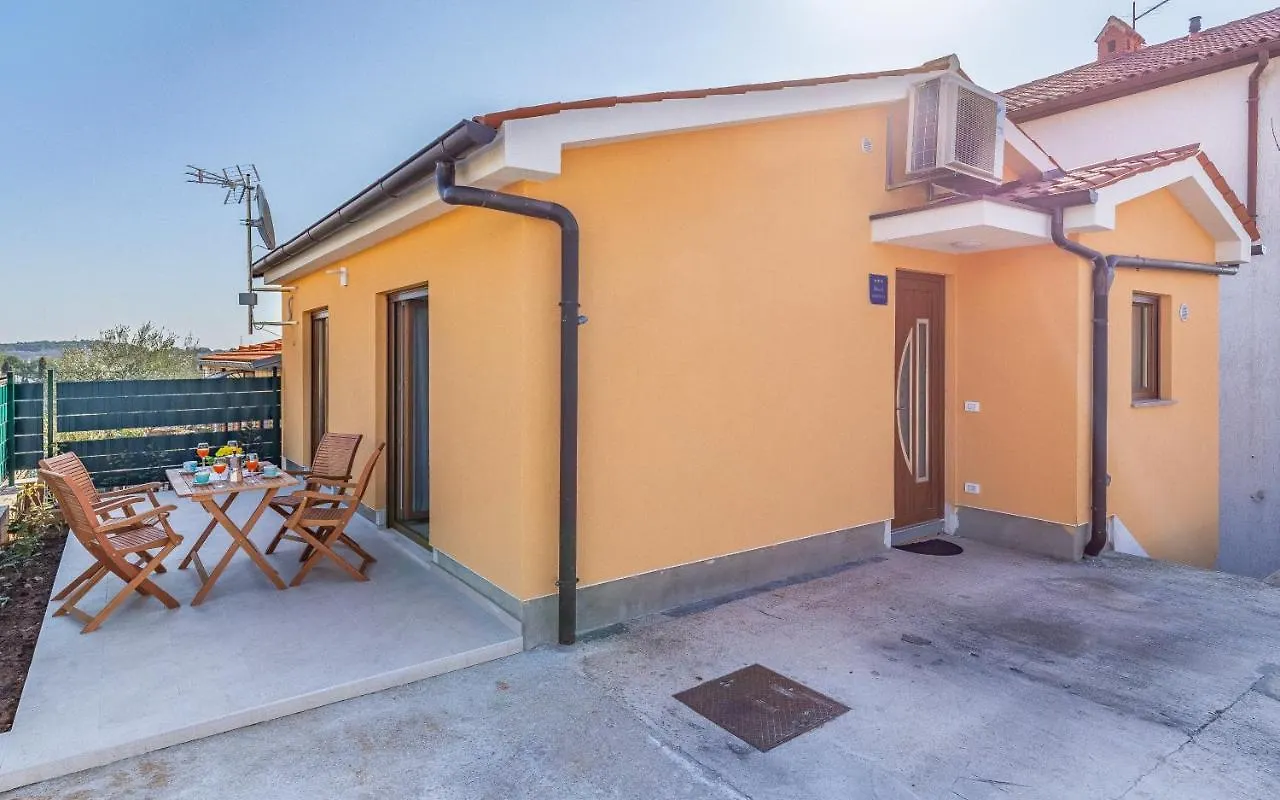 Apartment Blue Pula